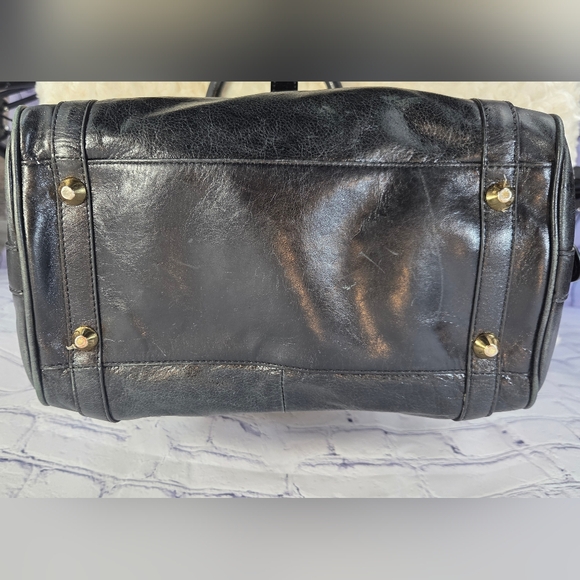 Badgley Mischka Black and Gold Satchel with Glossy Finish - Picture 5 of 16